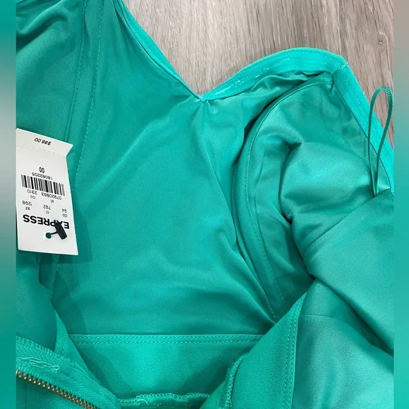 EXPRESS: Size (00/XS) Strapless Sweetheart Neck Jumpsuit in Bright Aqua, bnwt - Picture 5 of 7